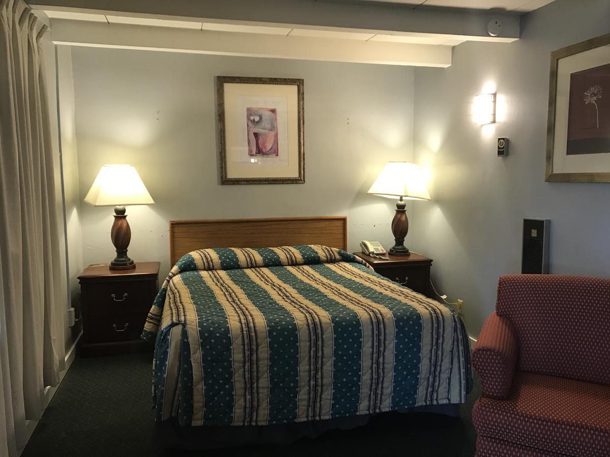 Oak Harbor Inn Extérieur photo