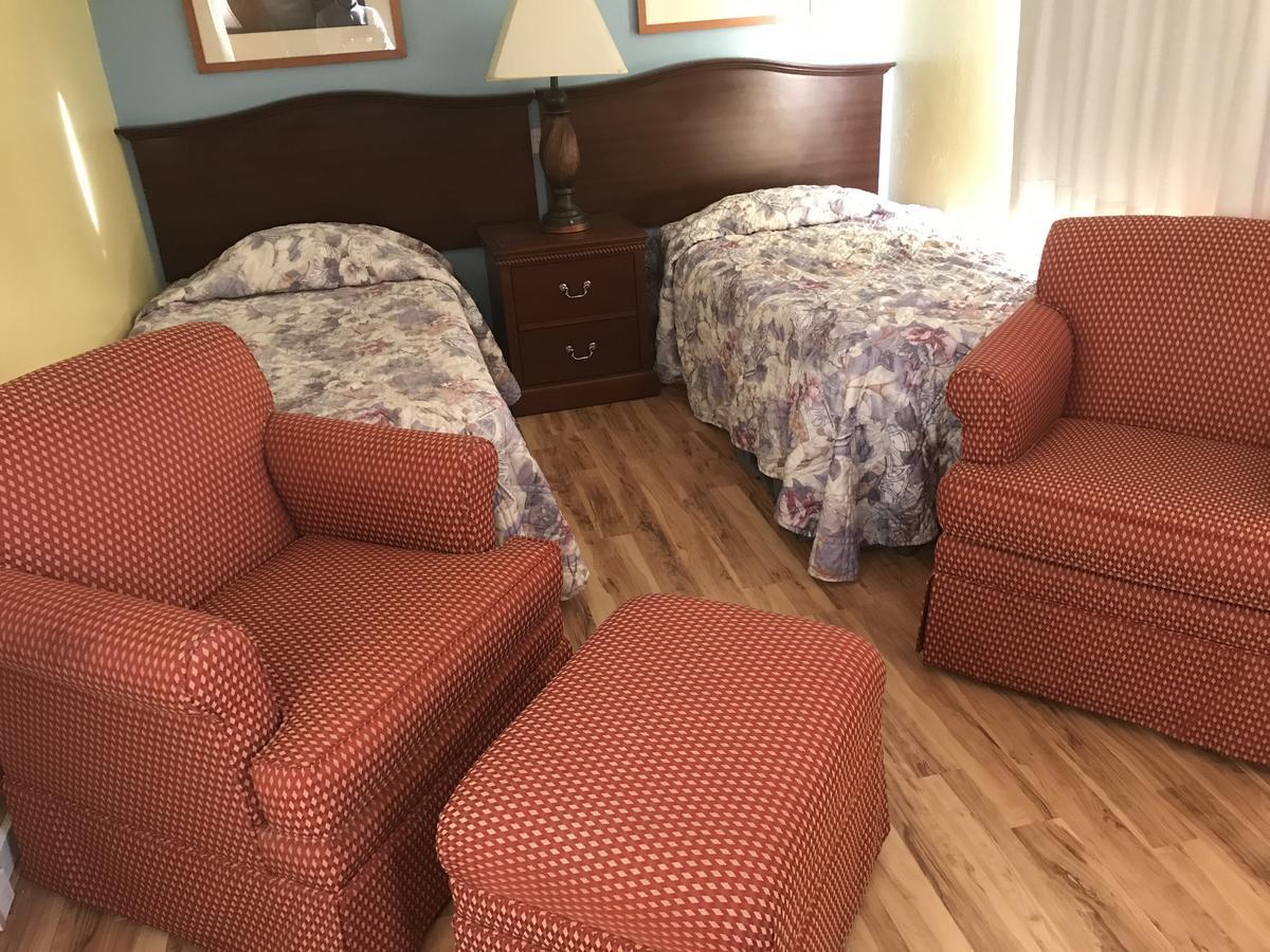 Oak Harbor Inn Extérieur photo