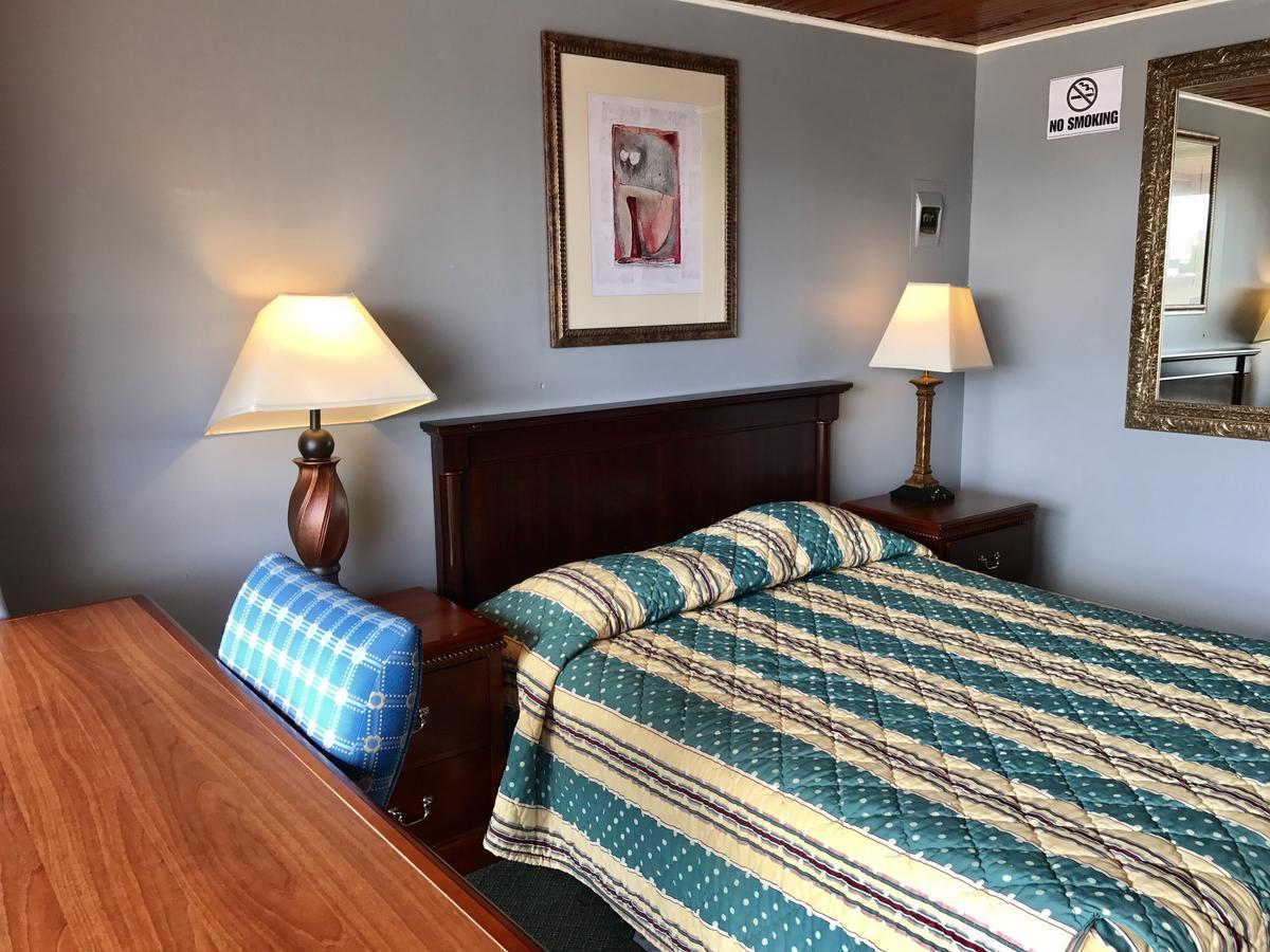 Oak Harbor Inn Extérieur photo